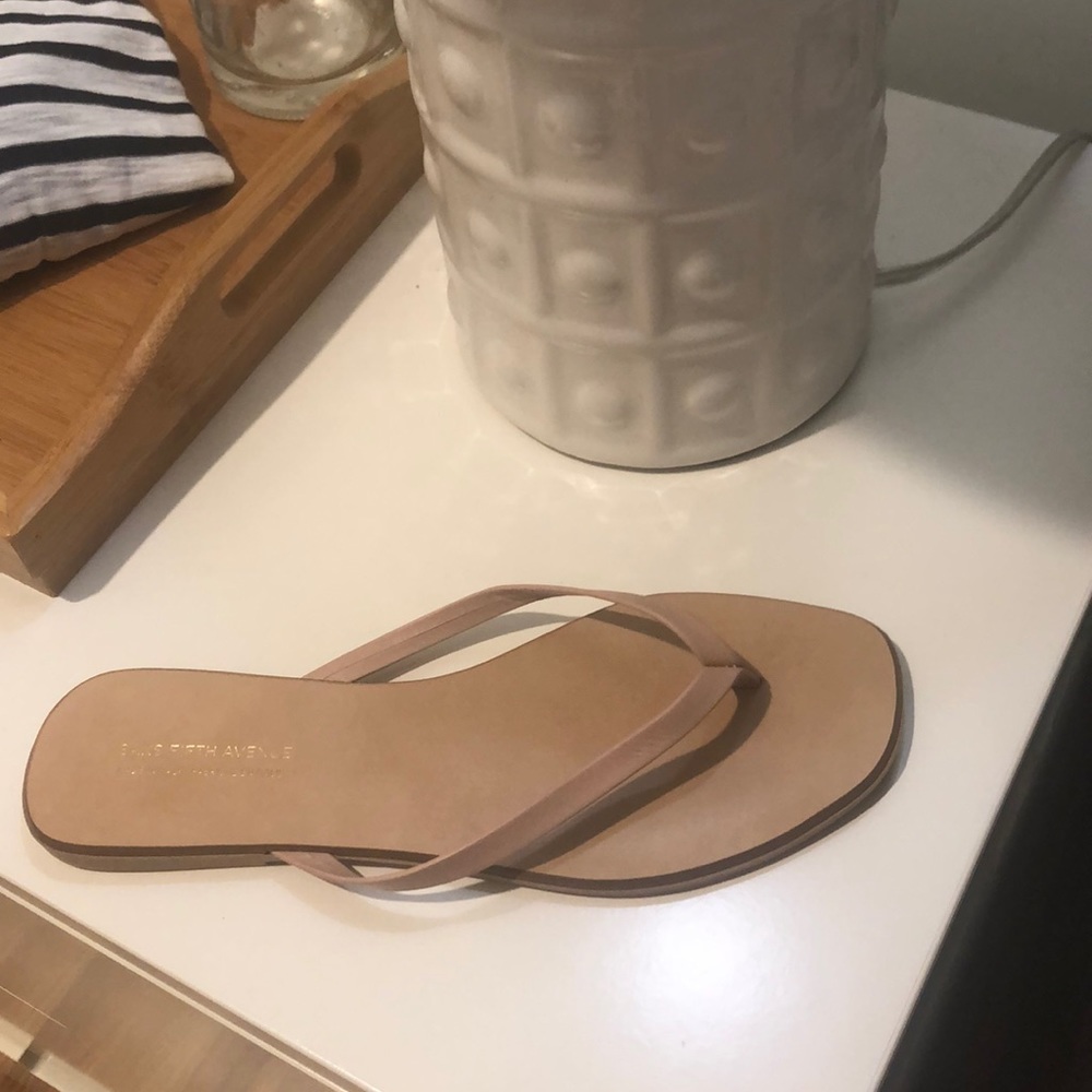 Flat thong sandal